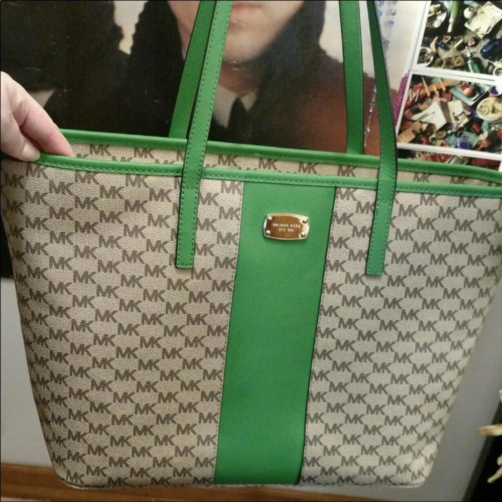 Micheal Kors purse large new